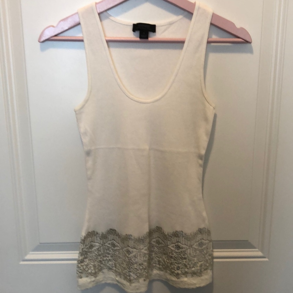 Beautiful white ribbed tank top with silver & lace